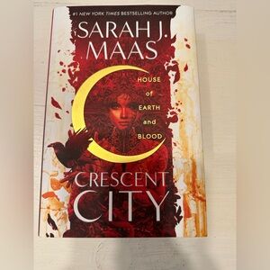 Sarah J Mass books